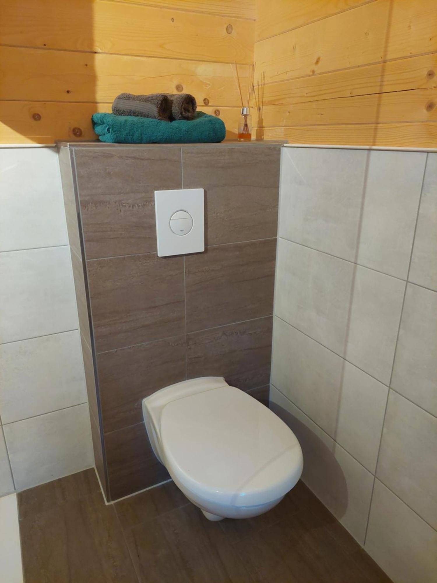 Tiny House Am Teich Apartment Garnsdorf Exterior photo